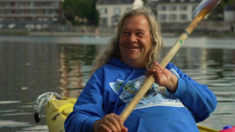 Il nettoie la Meuse en kayak depuis 15 ans : découvrez le combat citoyen de Marc Il nettoie la Meuse en kayak depuis 15 ans : découvrez le combat citoyen de Marc