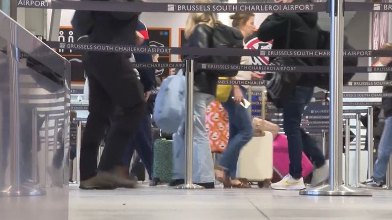 Aéroport de Charleroi : inauguration d'un nouveau bâtiment pour les contrôles de sécurité