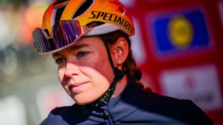 Vuelta Femenina : Anna van der Breggen fait coup triple sur la 6e étape, Lotte Kopecky perd le maillot rouge