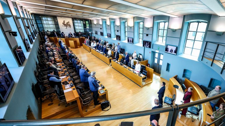 Budget wallon : passe d'armes au parlement wallon sur le nouveau tour de vis budgétaire