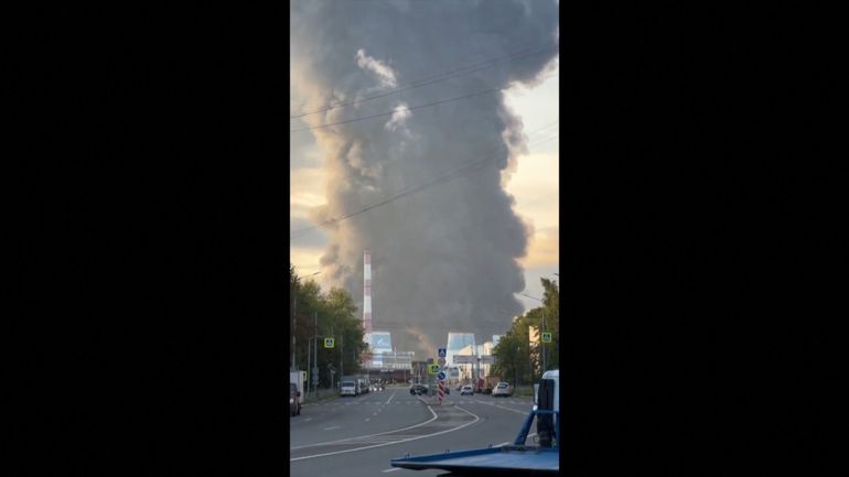 6 morts et 26 blessés dans une entreprise militaire russe, des explosions à Kiev et 5 tués dans une ville ukrainienne proche du front