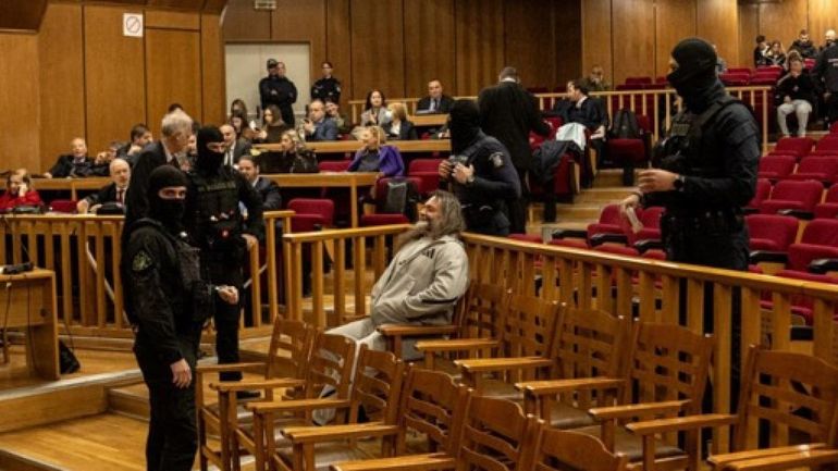 Les dirigeants de l'ex-parti néonazi grec Aube dorée condamnés à 13 ans de prison en appel