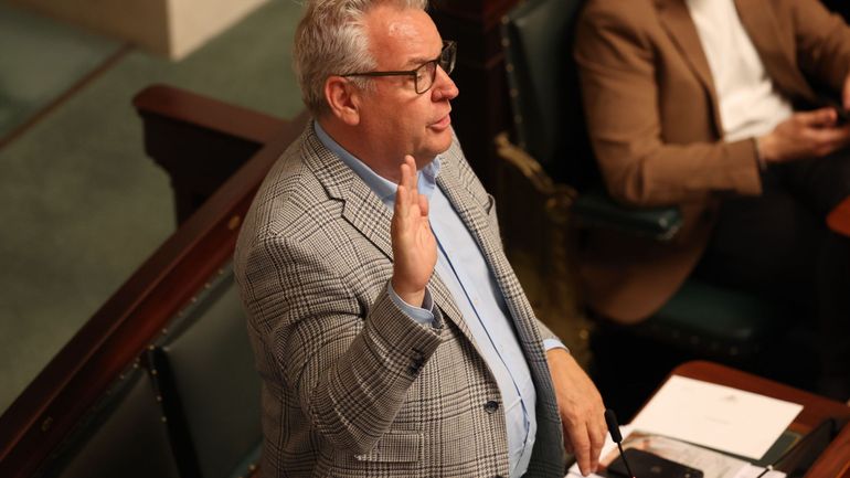 Alain Yzermans, le député bourgmestre qui échappe à un retrait de permis grâce à son immunité parlementaire