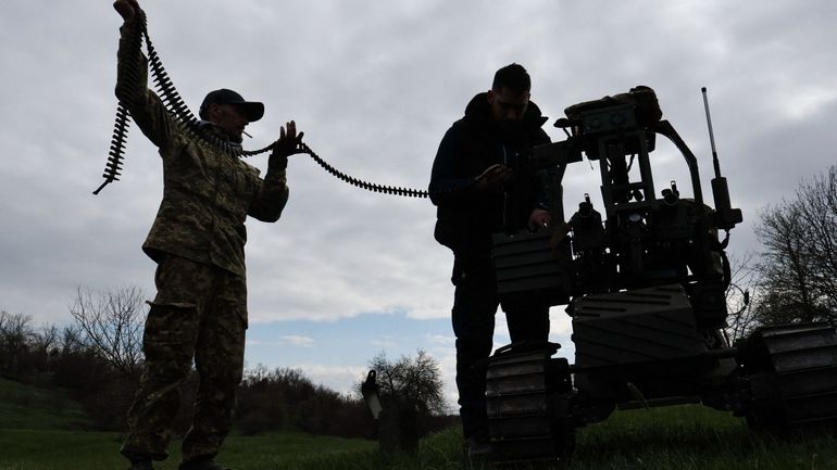Guerre en Ukraine : Russes et Ukrainiens échangent des frappes avant le début attendu d'un court cessez-le-feu