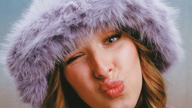 Top Belge Tipik : Helena surpuissante, elle détrône Stromae à la première place du top Top Belge Tipik : Helena surpuissante, elle détrône Stromae à la première place du top