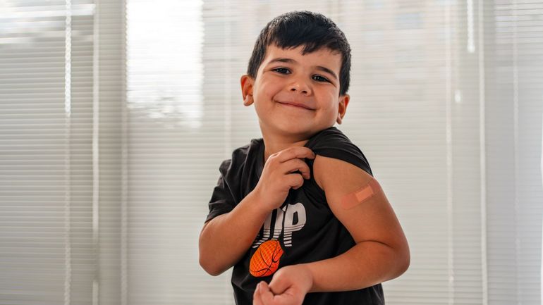 Exit la version papier, la Vaccicard ou carnet vaccinal électronique entre en vigueur en janvier en Wallonie