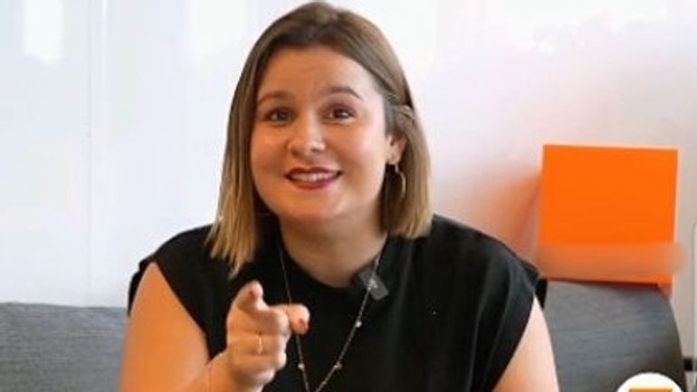 Une échevine de Charleroi participe à une publicité pour un opérateur télécoms. La pratique est-elle interdite ? Une échevine de Charleroi participe à une publicité pour un opérateur télécoms. La pratique est-elle interdite ?