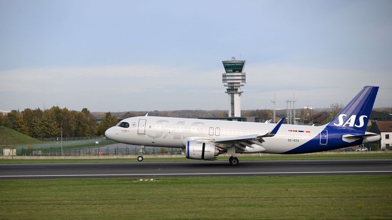 Plus de 130 passagers évacués à Brussels Airport, un avion a tenté de décoller accidentellement hors piste