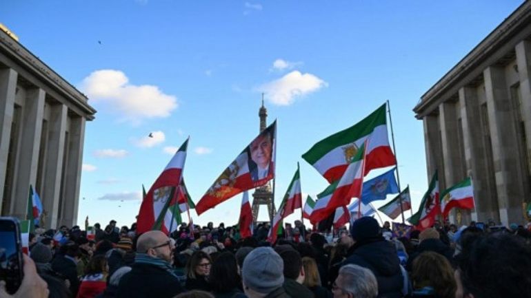 Manifestations en Iran : environ 250 Belges sont en Iran, les Affaires étrangères recommandent de quitter le pays