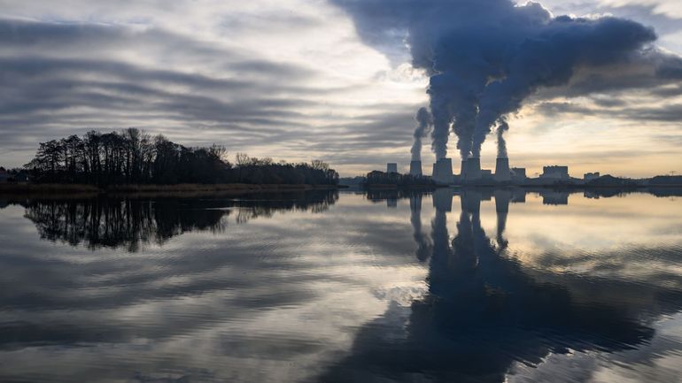 L'Allemagne pourrait prolonger ses centrales à charbon face à la crise énergétique (Merz)