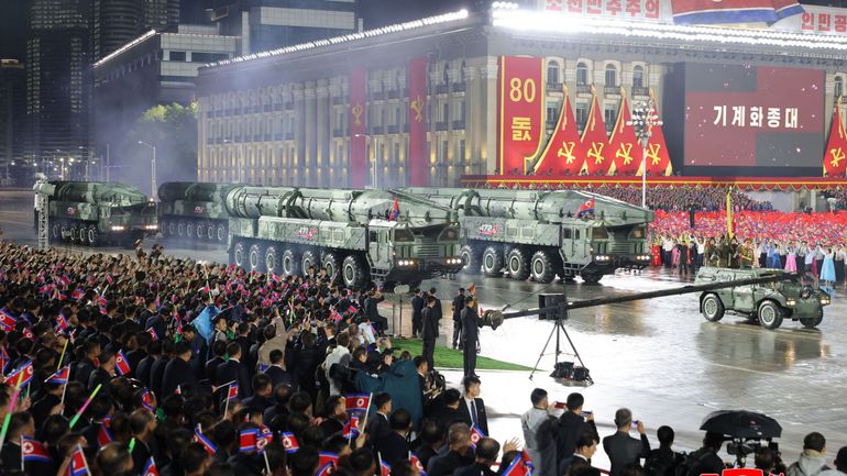 Corée du Nord : un défilé militaire à Pyongyang pour le 80e anniversaire du parti unique