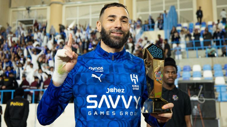 A 38 ans, Karim Benzema réalise immédiatement un triplé lors de ses débuts avec Al-Hilal