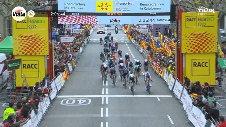 Tour de Catalogne – Brady Gilmore surprend tout le monde au sprint, Evenepoel troisième de l’étape