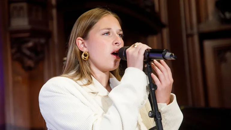 Helena Bailly annoncée au Ronquières Festival