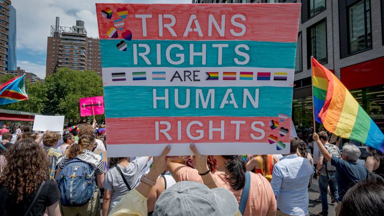 L’administration Trump annonce des mesures pour interdire aux jeunes transgenres l’accès aux soins de transition L’administration Trump annonce des mesures pour interdire aux jeunes transgenres l’accès aux soins de transition