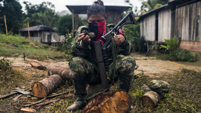 Le groupe armé colombien ELN annonce une trêve de Noël de la guérilla