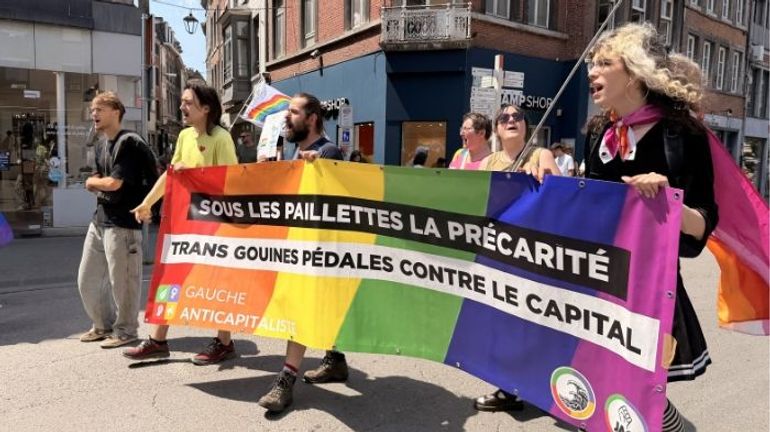 Près de 250 personnes réunies à Namur pour défendre les droits des communautés LGBTQIA+