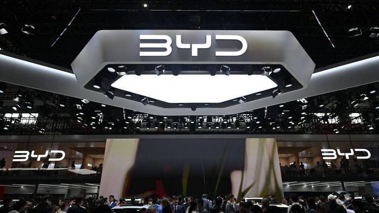L'entreprise chinoise BYD détrône Tesla et devient le premier constructeur de véhicules électriques