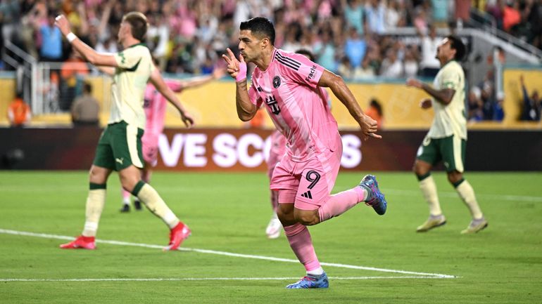 Luis Suarez prolonge d'une saison à l'Inter Miami et visera un nouveau titre en MLS à 39 ans Luis Suarez prolonge d'une saison à l'Inter Miami et visera un nouveau titre en MLS à 39 ans