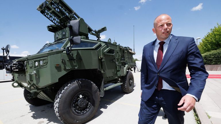 Intrusions de drones dans l'espace aérien : l'Audit fédéral interne rejette la demande d'enquête sur des achats anti-drones