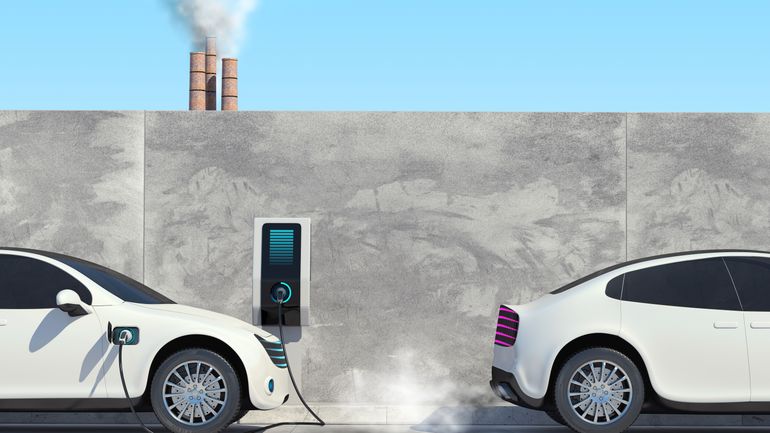 Automobile : les hybrides rechargeables polluent presque autant que les voitures essence, selon une ONG européenne