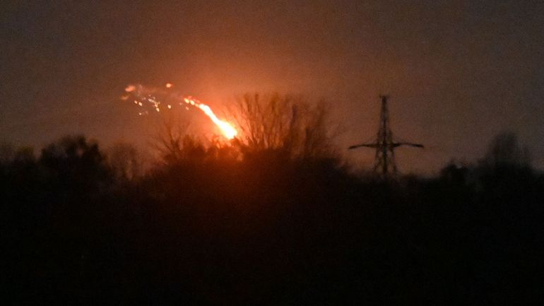 Guerre en Ukraine : des drones russes ciblent des infrastructures en Ukraine, une centrale solaire endommagée