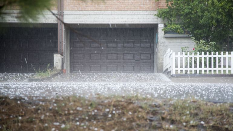 Bertrix les pieds dans l'eau : un violent orage provoque des coupures d'électricité, des caves sont inondées