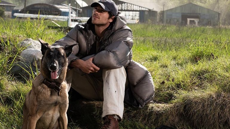 Les critiques d’Hugues Dayez avec "The Dog Stars", le monde post-apocalypse vu par Ridley Scott