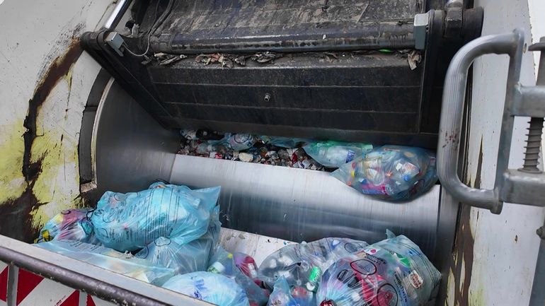 Trier coûte-t-il plus cher aux Wallons ? Notre enquête sur les raisons de l’augmentation de la taxe déchet dans la région