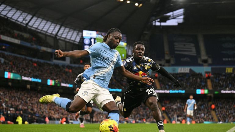 Manchester City se fait remonter par Leeds avant d'émerger dans le temps additionnel