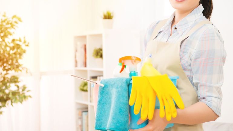Titres-services : 3000 emplois d'aide-ménagère en moins en un an