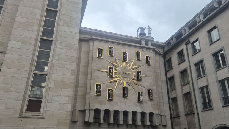 Bruxelles-Ville : passé à l’électricité, le carillon du Mont des Arts a joué ses premières notes