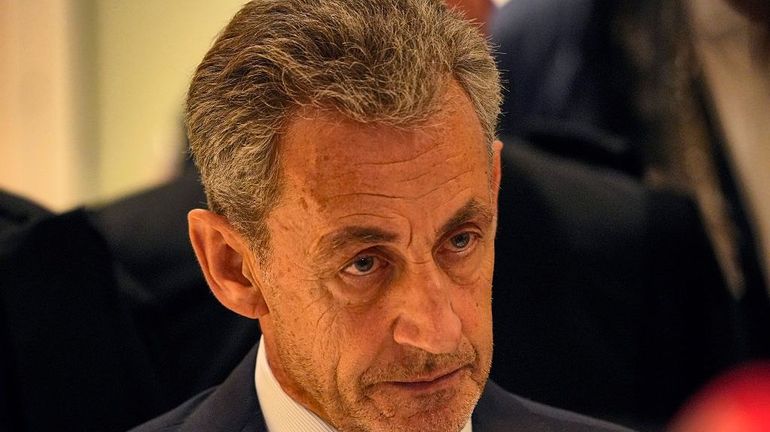 France : l'ex-président Nicolas Sarkozy s'est vu notifier les modalités de son incarcération
