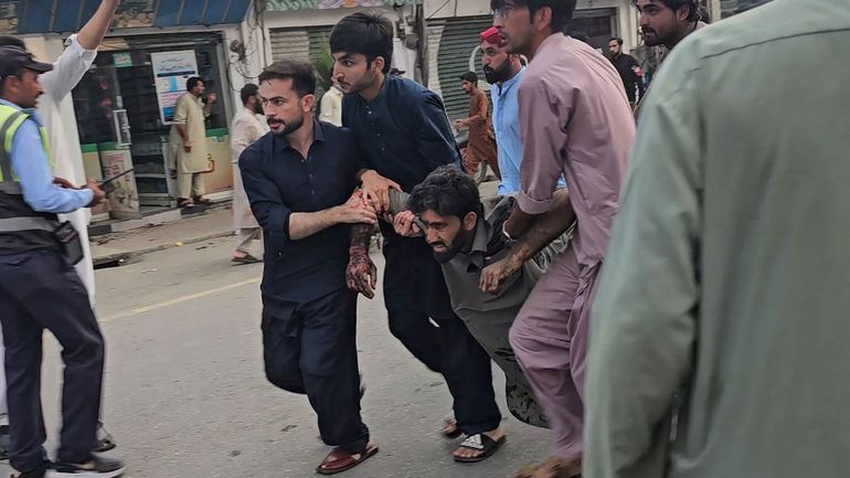 Treize morts et 22 blessés dans un attentat suicide pendant une manifestation au Pakistan