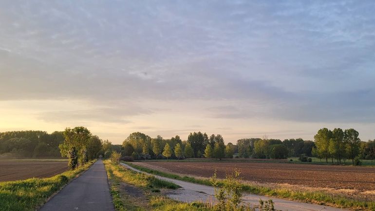 Le temps reste perturbé ce lundi avec de nombreuses averses