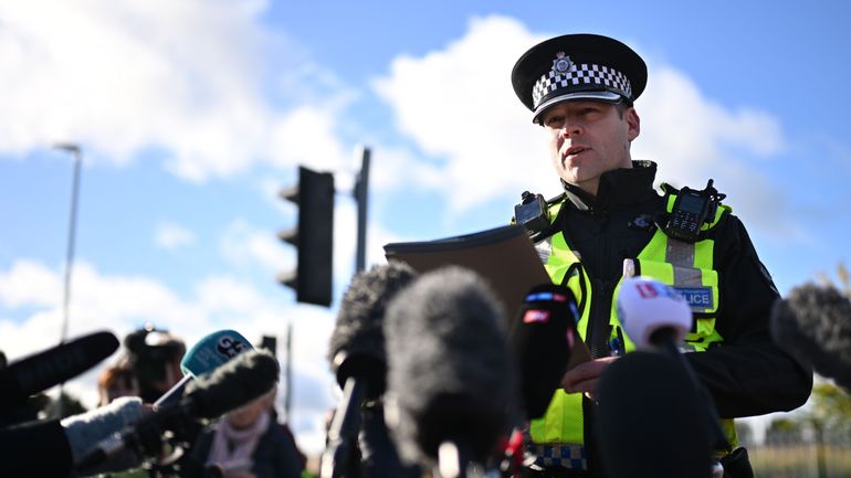 "Un acte isolé et non terroriste", selon les autorités britanniques après l'attaque à l'arme blanche qui a fait dix blessés, dont neuf graves