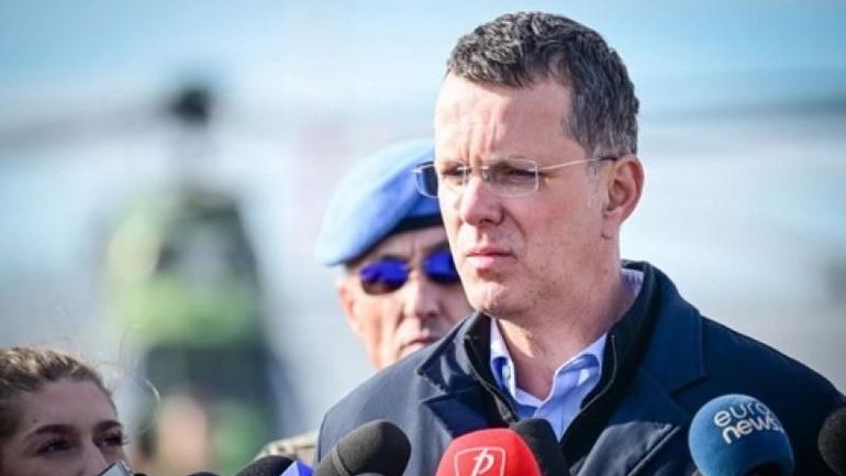 Roumanie : le ministre de la Défense démissionne après avoir admis une "erreur" dans son CV