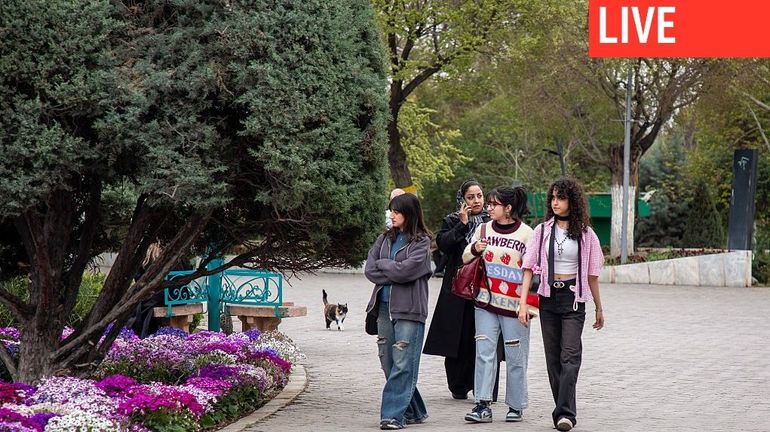 Direct - Moyen-Orient : des adolescents mobilisés pour renforcer l'appareil sécuritaire à Téhéran