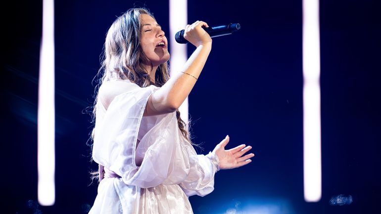 The Voice Kids : Ornella bouleverse la demi-finale avec une version puissante de “You Say” The Voice Kids : Ornella bouleverse la demi-finale avec une version puissante de “You Say”