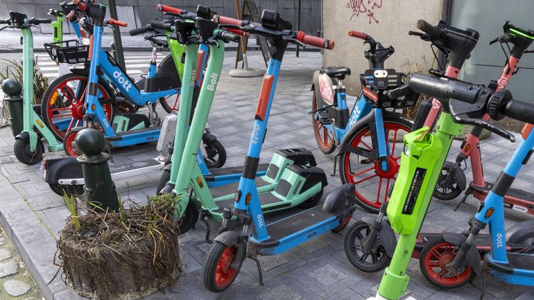 Bruxelles va interdire les trottinettes partagées la nuit de la Saint-Sylvestre