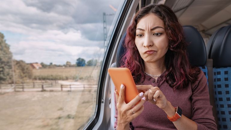 Connexion mobile dans les trains de la SNCB : pourquoi les messages passent, les vidéos beaucoup moins