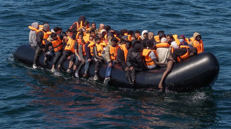 Asile et migration : au Royaume-Uni, les réfugiés devront contribuer au coût de leur hébergement