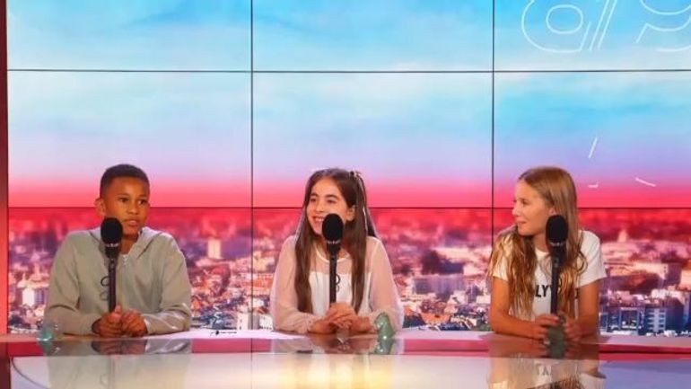 The Voice Kids : quand les coachs initient leurs talents aux coulisses des médias