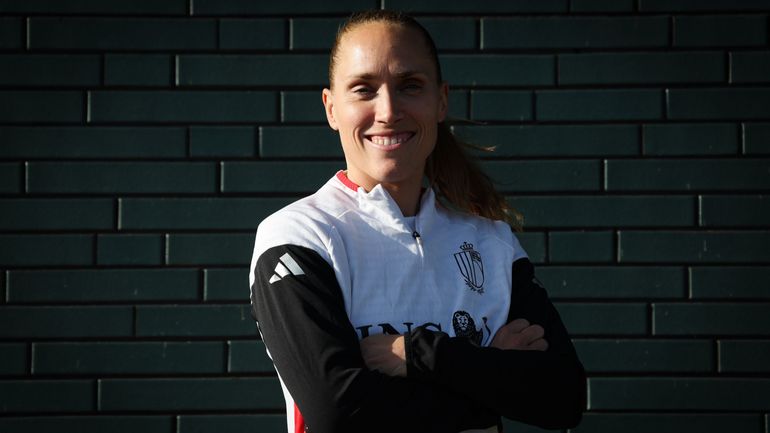 Janice Cayman n'a pas envisagé de quitter les Red Flames : il y a une Coupe du monde en ligne de mire