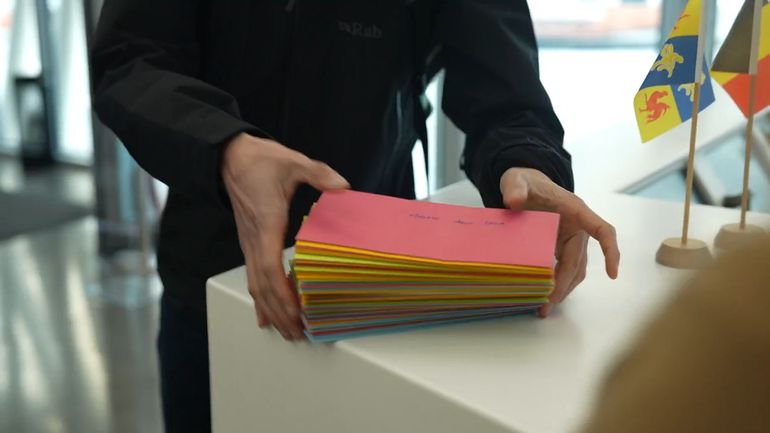 Des familles interpellent les députés face au manque criant de places d'accueil pour les personnes en situation de handicap