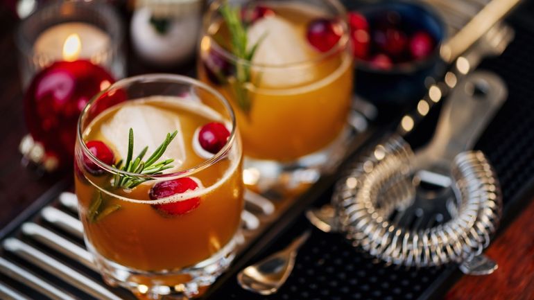 Mocktails et bulles sans alcool : des idées locales pour des fêtes sobres et joyeuses Mocktails et bulles sans alcool : des idées locales pour des fêtes sobres et joyeuses