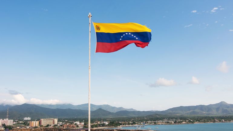 Venezuela : le gendre de Gonzalez Urrutia, candidat de l’opposition à la présidentielle, condamné à 30 ans de prison