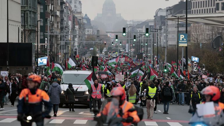 Des milliers de personnes manifestent à Bruxelles pour dénoncer "une illusion de cessez-le-feu" à Gaza