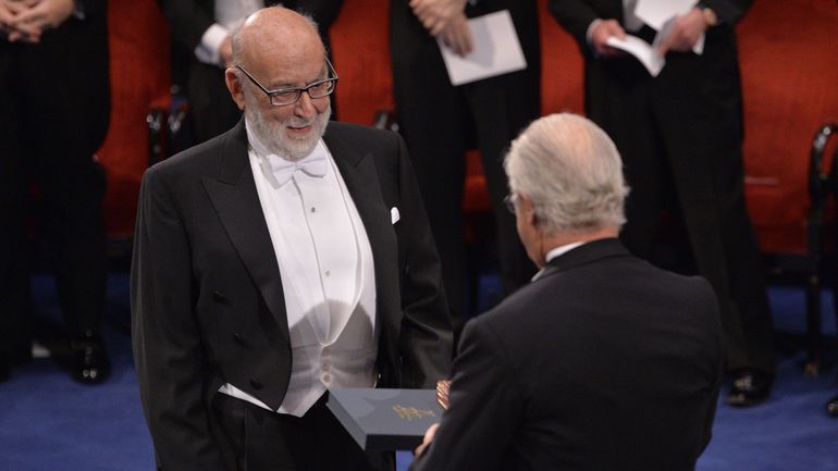 Le belge François Englert, prix Nobel de physique pour la découverte du "boson de Higgs", est décédé à l'âge de 93 ans