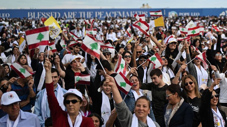 Environ 150.000 personnes à la messe du pape Léon XIV à Beyrouth, moment fort de sa visite au Liban